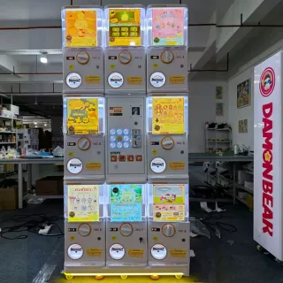 商用1拖8投币扭蛋机日系精工注塑工艺景区门店自助扭蛋游乐售卖机
