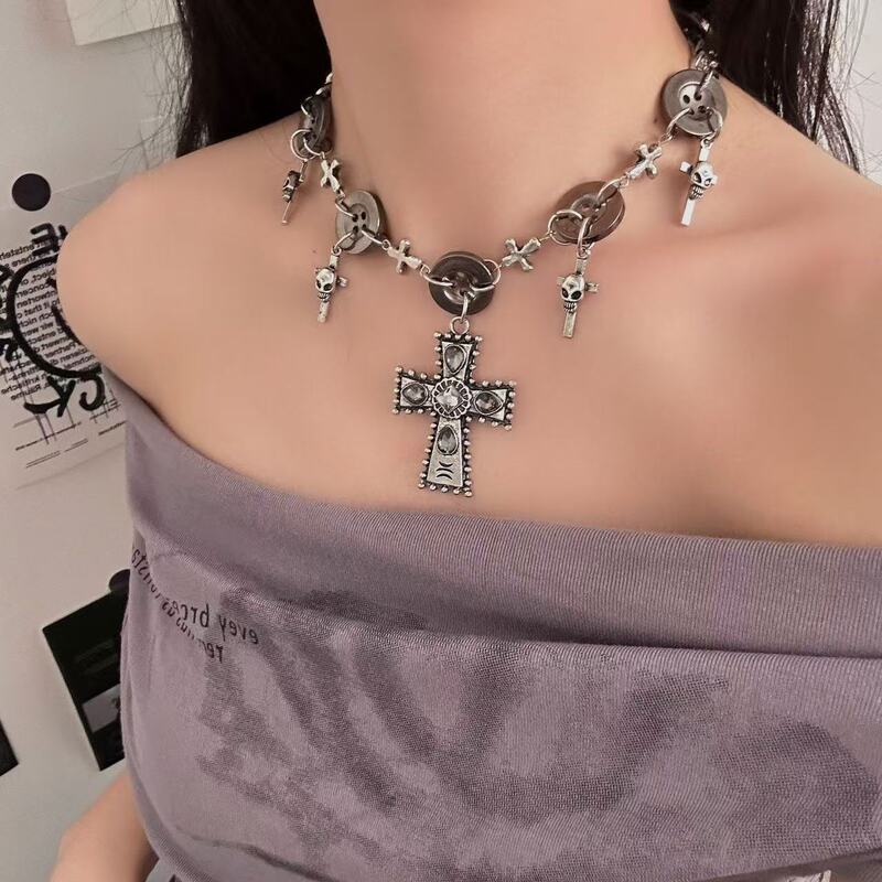 Cross Necklace Men's Trendy Light Luxury Niche Female Couple Jewelry Men's Sweater Chain Ins Hip-Hop Design Cuban Cross Necklace Men's Trendy Light Luxury Niche Female Couple Jewelry Men's Sweater Chain Ins Hip-Hop Design Cuban