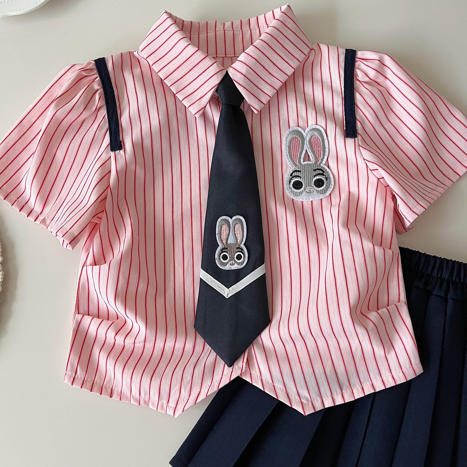 Mädchen Hasen Uniform Set Kurzarmbluse Und Plisseerock_voghion.com