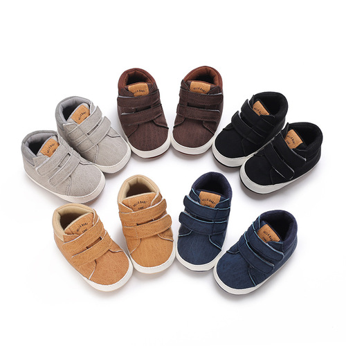 Soft-soled sports shoes for babies aged 0-1 year