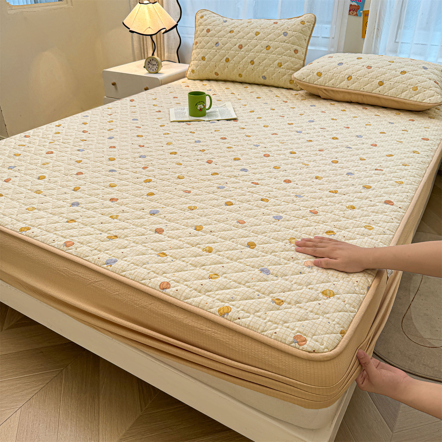 Retro Style Wrinkled Cotton Printed Bedspread Quilted Fitted Sheet Three-Piece Set Thickeneded Mattress Protector Simmons Bed Cover