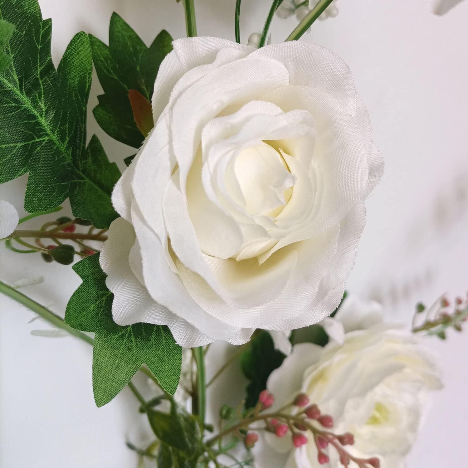 Transfronteriza artificial vid de rosa boda europea y americana decoración de flores artificiales arco fábrica al por mayor artificial rosa flor de ratán