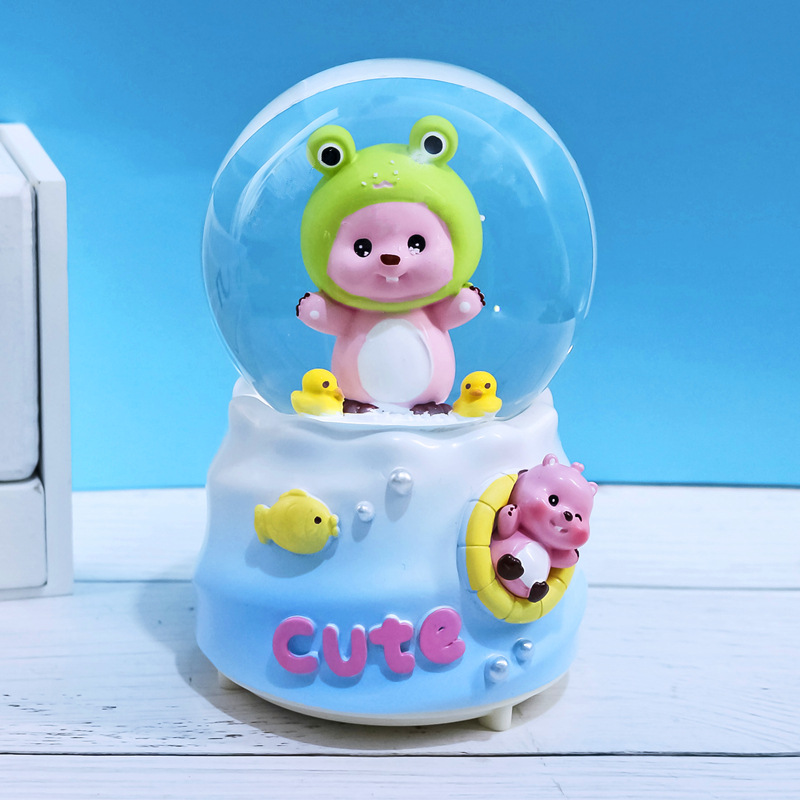 Nueva bola de cristal de mapache rosa pequeña, nieve, caja de música luminosa, luz nocturna, caja de música de regalo, artesanía de una pieza