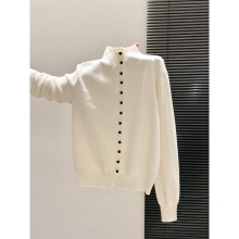 软糯半高领正肩内搭长袖针织毛衣女秋冬季宽松显瘦单排扣打底上衣