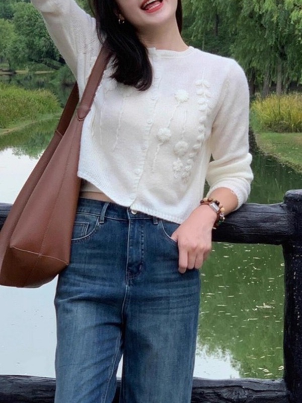 初秋氛围感穿搭白色提花毛衣开衫外套女外搭早秋韩系短款针织上衣|undefined