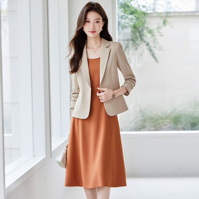 Elegant and Intellectual Small Suit Jacket Paired with a Suspender Dress Two-Piece Women's Professional Suit Suit Skirt Autumn
