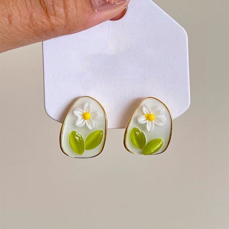 Pendientes de flores de color dopamina Pendientes dulces y frescos de primavera y verano Pendientes pequeños y elegantes de alta gama para mujer