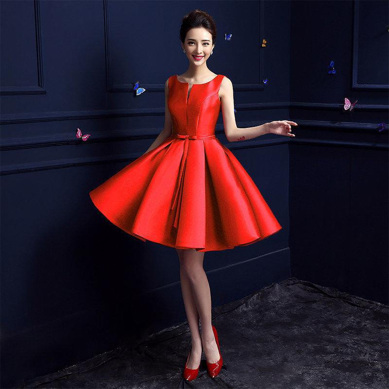 Solid Color Short Skirt Bridesmaid Dress 2026 European and American Off-Shoulder Host Tie Wedding Dress Bride Wedding Dress