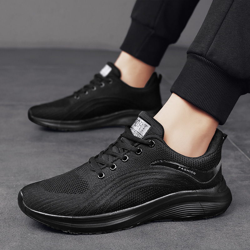 Breathable fashionable lightweight universal sneakers