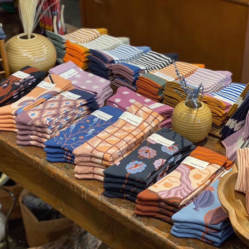 Colorful Socks for Women, Trendy Spring Style, Internet Celebrity Style, Cartoon Cute Mid-Calf Socks for Outdoor Wear, Street Fashion Socks Colorful Socks for Women, Trendy Spring Style, Internet Celebrity Style, Cartoon Cute Mid-Calf Socks for Outdoor Wear, Street Fashion Socks