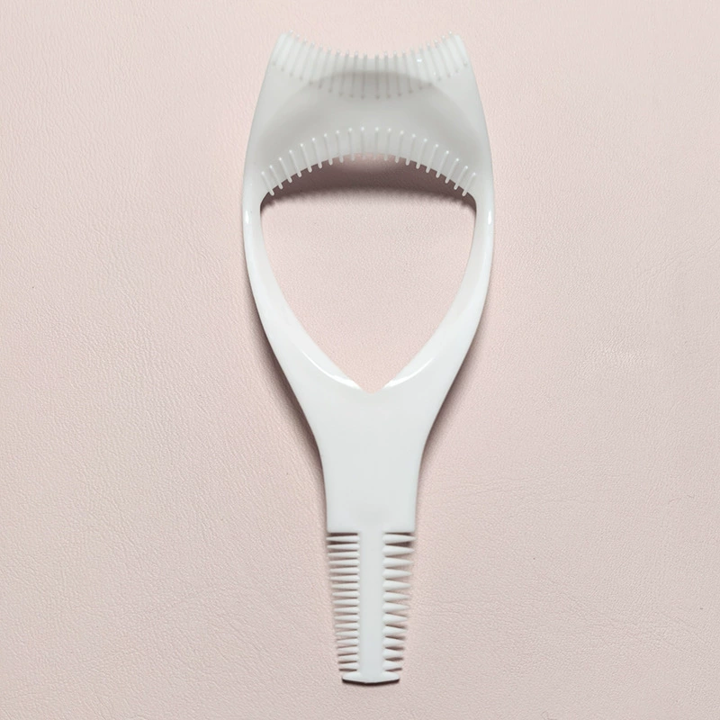 Three-in-One Eyelash Tool, Universal Lash Comb & Applicator, Compact 10.8×4.4×1.6 cm