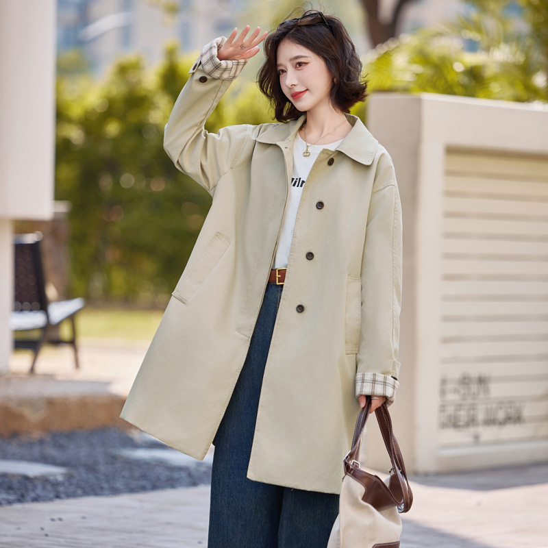 简约气质百搭单排扣翻领长款风衣女2025秋季新款拼接外套WW8470