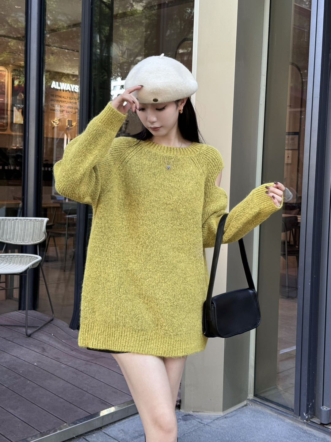 24 Dongpuyuan coreano de diseño de hombro abierto sensación de camisa de punto nueva amplia explosión con suéter de lana