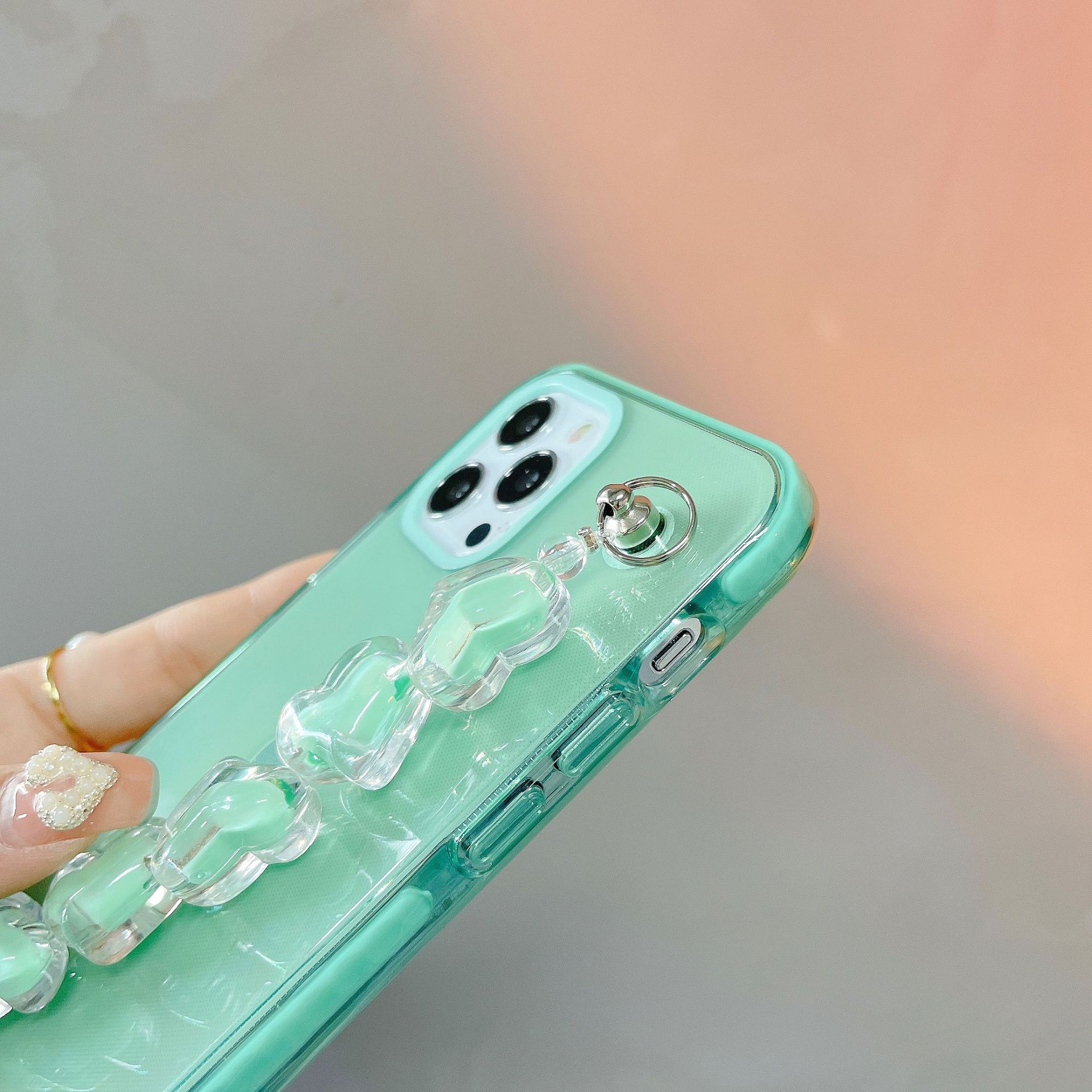 Korean Summer Mint Green Heart Bracelet Mobile Phone Case display picture 6