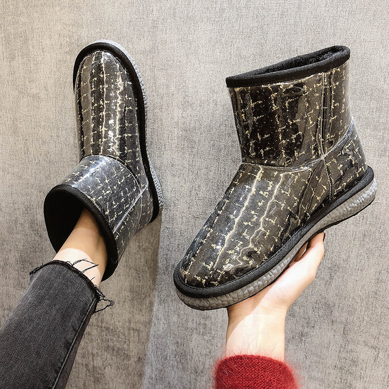 2023 cubierta de tela estilo Chanel nuevas botas de nieve bajas con forro polar para mujer zapatos acolchados de algodón antideslizantes para mujer zapatos cortos de invierno acolchados de algodón para mujer para estudiantes
