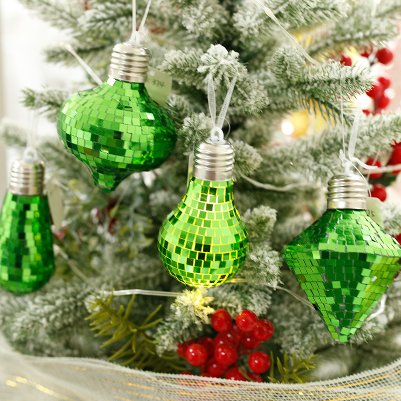 Adornos reflectantes de espejo de cristal de diamante navideño personalizado, embrión de espuma, diseño de escena LED verde, colgante luminoso