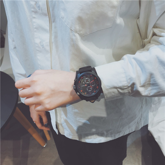 Außenhandelsheiße Herrenuhr, hochwertige Modetrend tägliche kreative Persönlichkeit spezielle Kräfte große Zifferblatt Herrenuhr