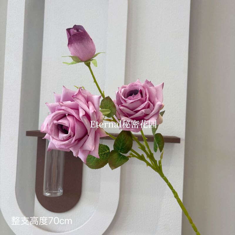 3頭のカローラのバラのシミュレーションモランディ系の結婚式の装飾の造景の偽の花の家の装飾の撮影の道具|undefined