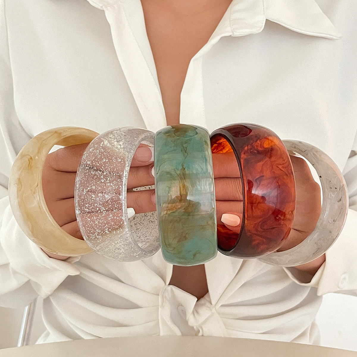 Arylic Chain Material Exaggerated Geometric Acrylic Bangles Wholesale