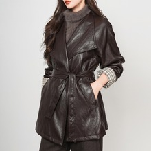 品牌设计感中长款皮风衣女高端低奢时髦气质机车服绵羊皮夹克风衣