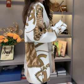 仿水貂毛加厚针织衫秋冬烫钻毛衣宽松洋气大码长袖上衣女
