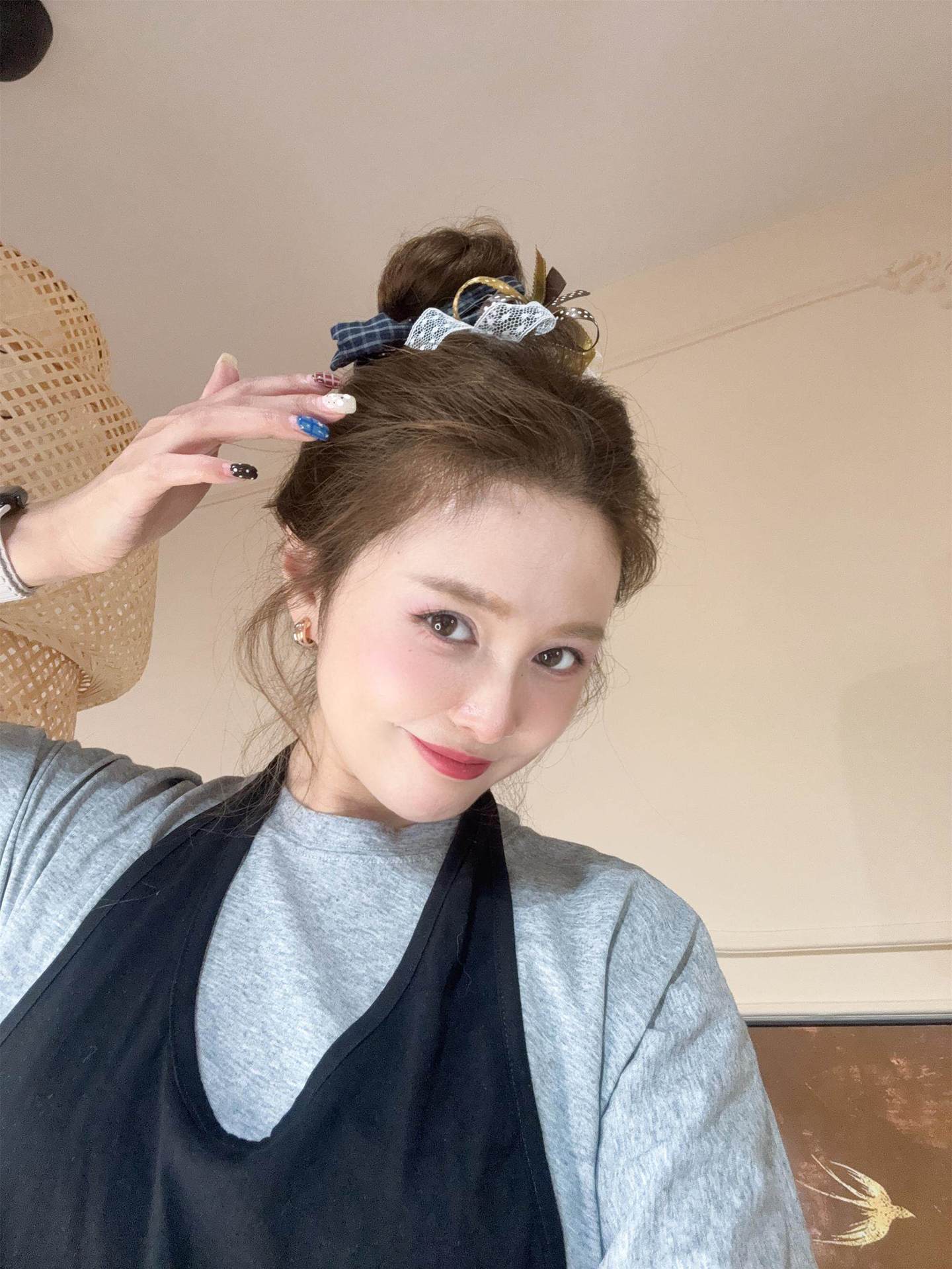 Youyijia stylish and unique double-layer bow hair tie, colorful polka dot plaid, girl's ponytail hair accessory