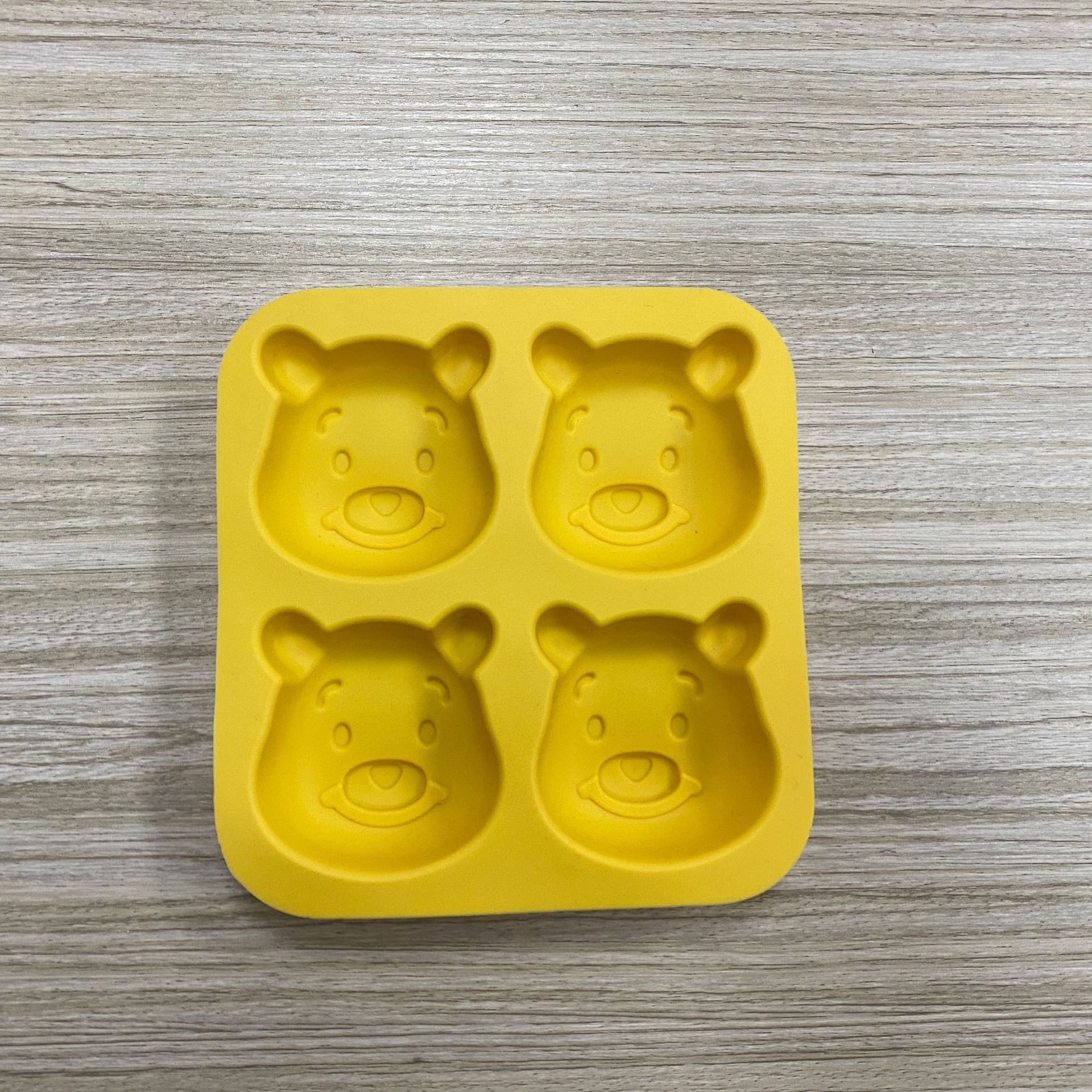 硅胶维尼熊蛋糕模 巧克力果冻冰淇淋烘焙模具 卡通头像制冰格