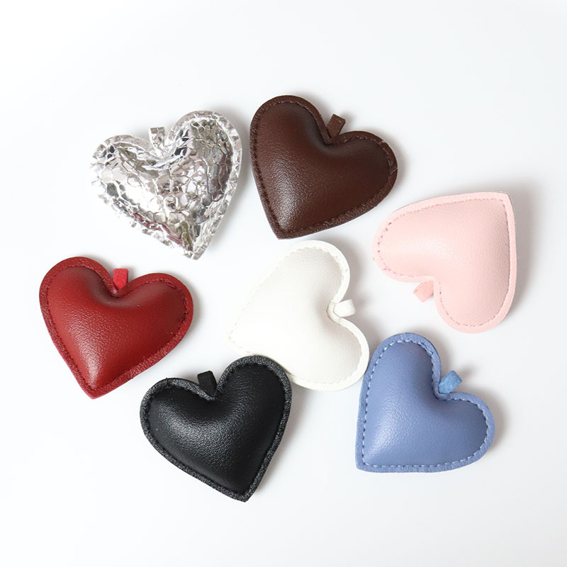 Three-Dimensional Leather Heart Pendant DIY Keychain Accessories Chinese Valentine's Day Bouquet Floral Gift Clothing Materials