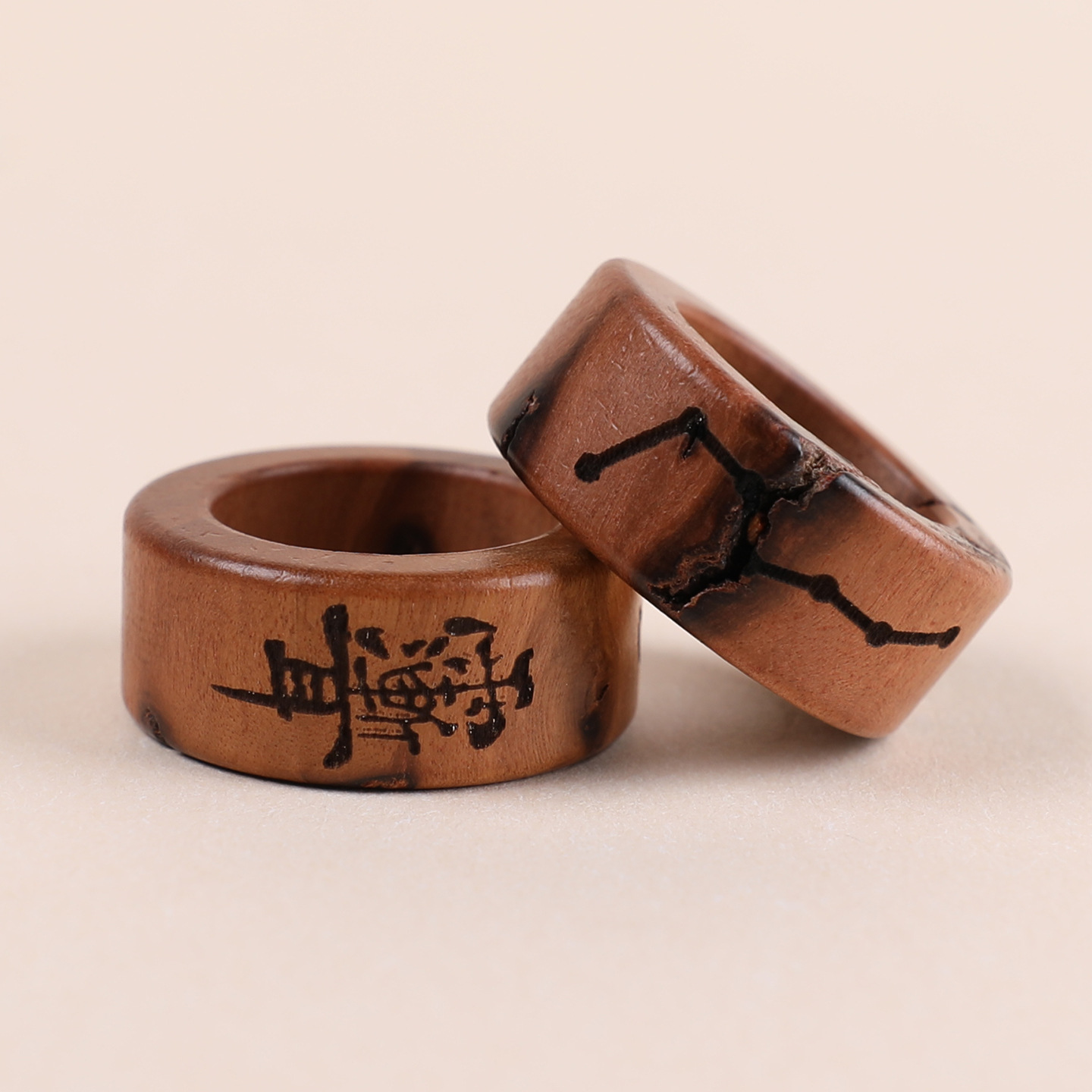 Natural lightning-striken jujube wood seven-star running ring DIY wood carving small accessory, bracelet spacer bead, decorative accessory