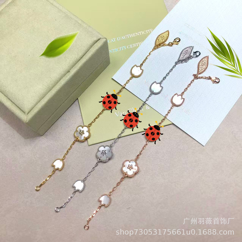 High-End Red Agate Ladybug Flower Bracelet for Women, Luxurious and Versatile for Daily Wear, Wholesale Bracelet High-End Red Agate Ladybug Flower Bracelet for Women, Luxurious and Versatile for Daily Wear, Wholesale Bracelet