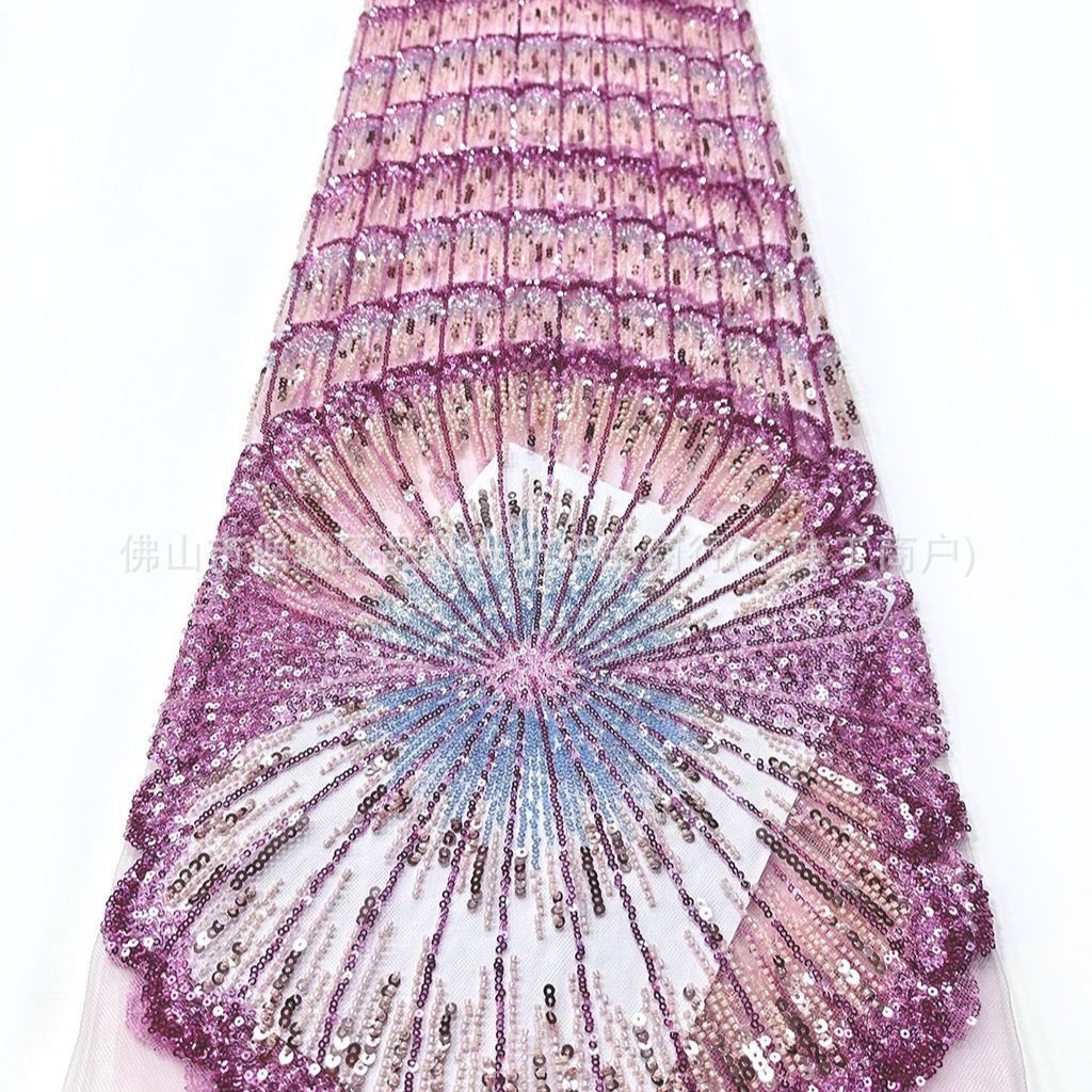 Desfile de pasarela con gran flor en forma de ventilador de sequilla tela de cuentas de clavos ligera cena de lujo alta tela de vestido delgado