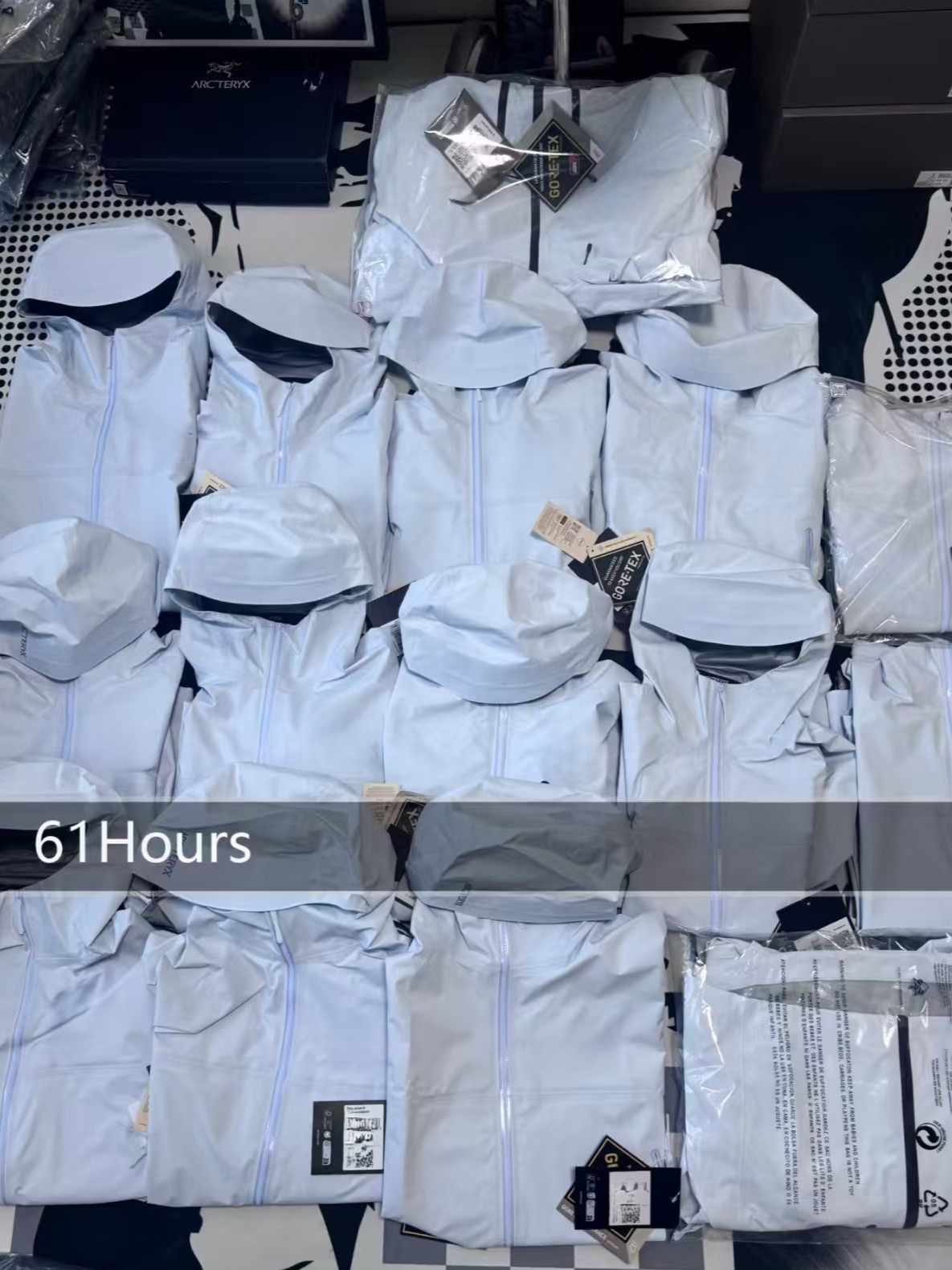 Pájaro con la chaqueta beta pareja con el mismo viento a prueba de agua delgado plástico LOGO de cáscara dura