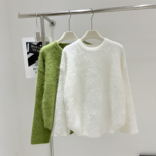 韩国订单冬装新款圆领兔毛混纺毛绒绒软糯下摆弧型针织毛衣套头女