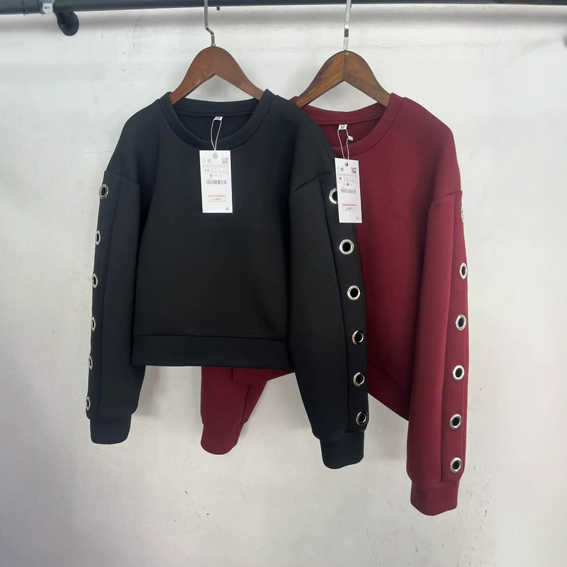 European Station 2025 Spring New Metal Buckle Long-sleeved T-shirt Loose Stylish Personalized Base Shirt Women's Solid Color Top