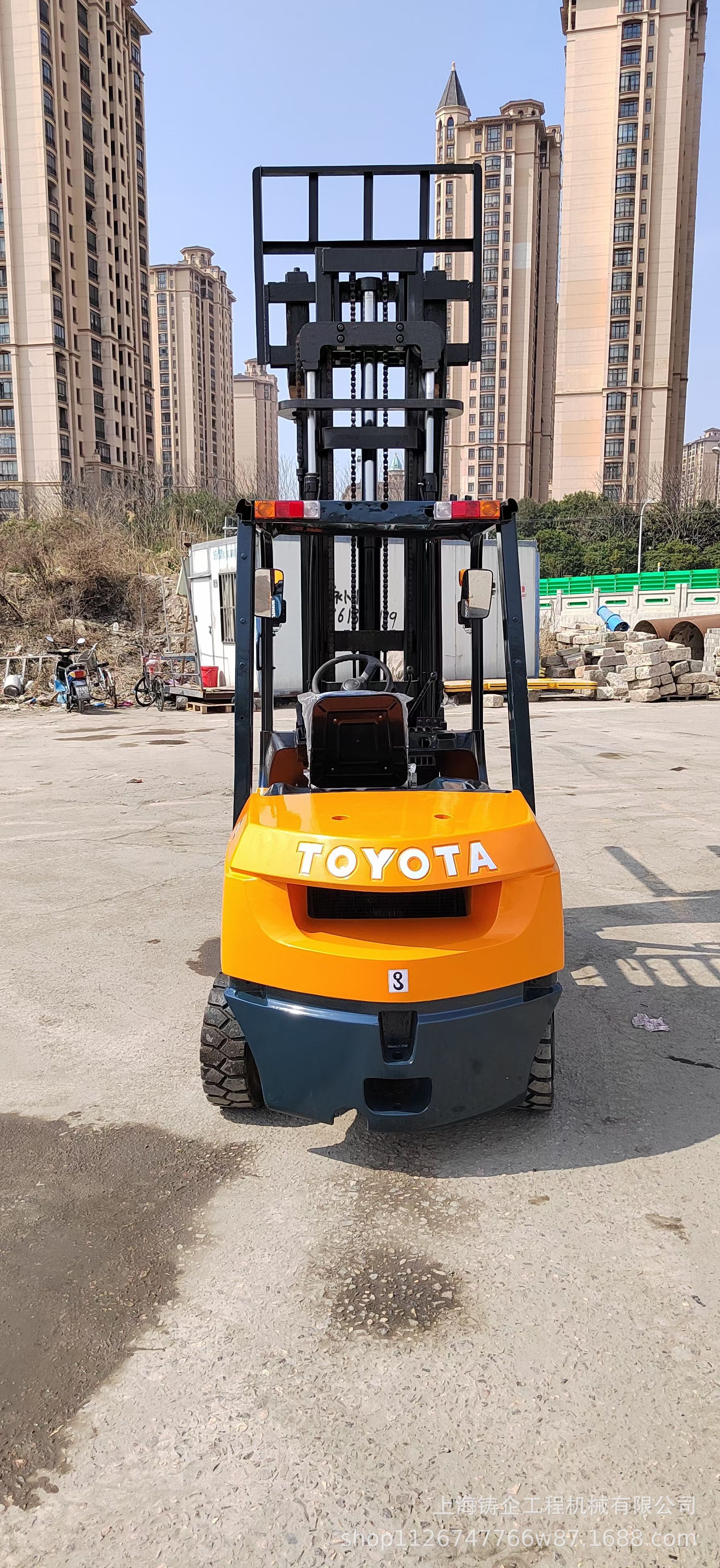 热销丰田Toyota FD30叉车 3吨小型叉车三节6米实心胎堆高机
