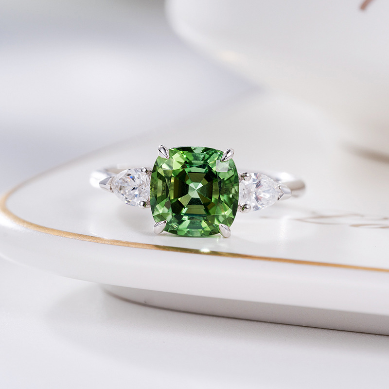 New Imitation Natural Green Tourmaline Square Diamond Apple Green Copper Open Ring display picture 3