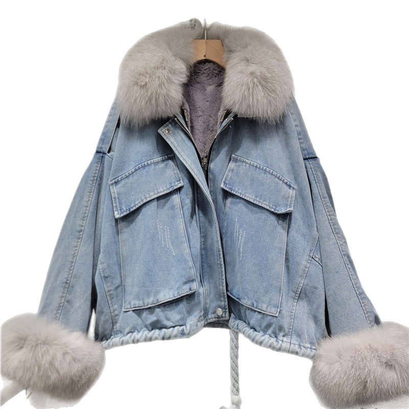 Jacket de vaqueros de cuello de lana real para mujeres más vello grueso otoño y invierno versátil 2025 nuevo estilo de moda suelta ropa de algodón de manga de murciélago coreana