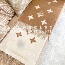315克【芯片版】欧美大牌羊绒围巾双面字母围巾披肩黑灰奶茶披肩