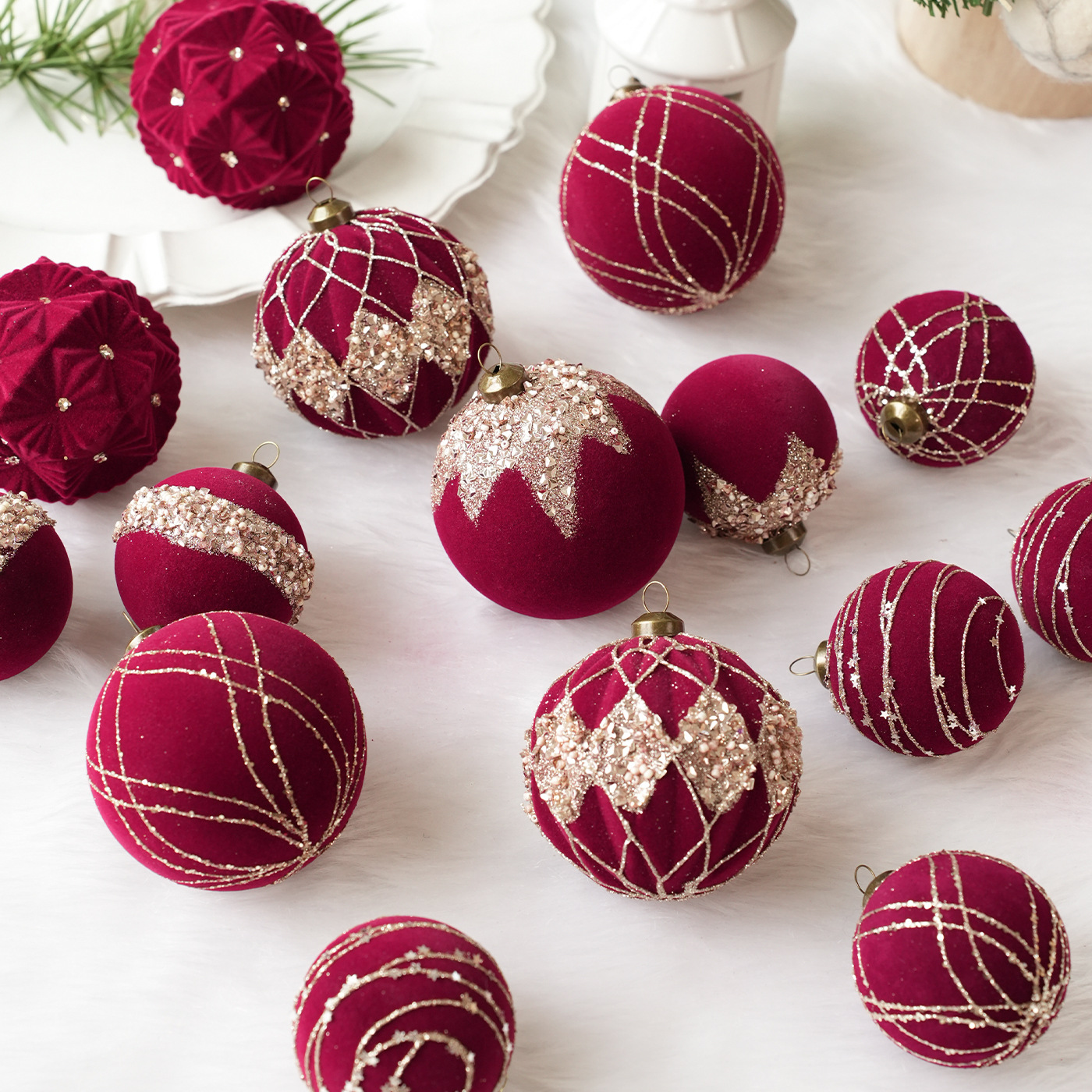 Nuevo producto 8CM / 6CM polvo adhesivo de plástico flocado polvo de oro ligero de lujo bolas de Navidad coloridas colgantes de decoración de árbol de Navidad image 2