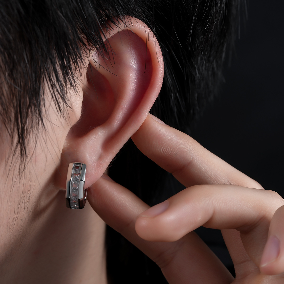 Boucles d'oreilles Polygoal Zirco Me, légères et luxueuses, haute qualité, élégantes et tendance, accessoires polyvalents pour_voghion.com