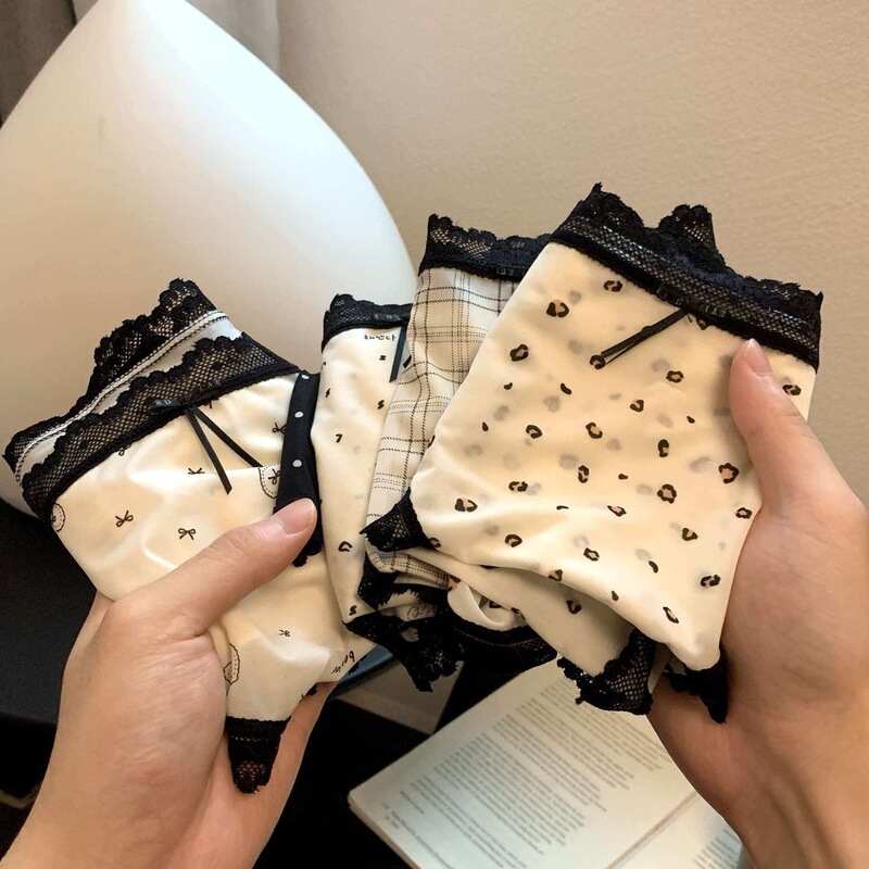 New Leopard Print Ultra-Thin Sexy Underwear for Women, French Style Pure Desire Plaid Floral Ice Silk Seamless Underwear for Girls New Leopard Print Ultra-Thin Sexy Underwear for Women, French Style Pure Desire Plaid Floral Ice Silk Seamless Underwear for Girls
