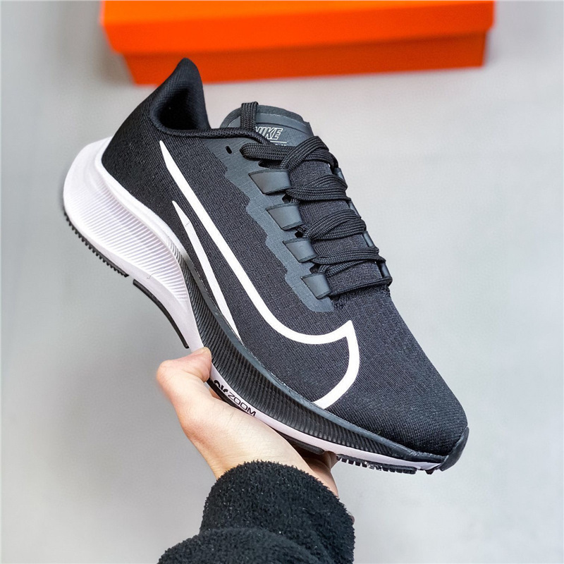 37세대 빅훅 흑백