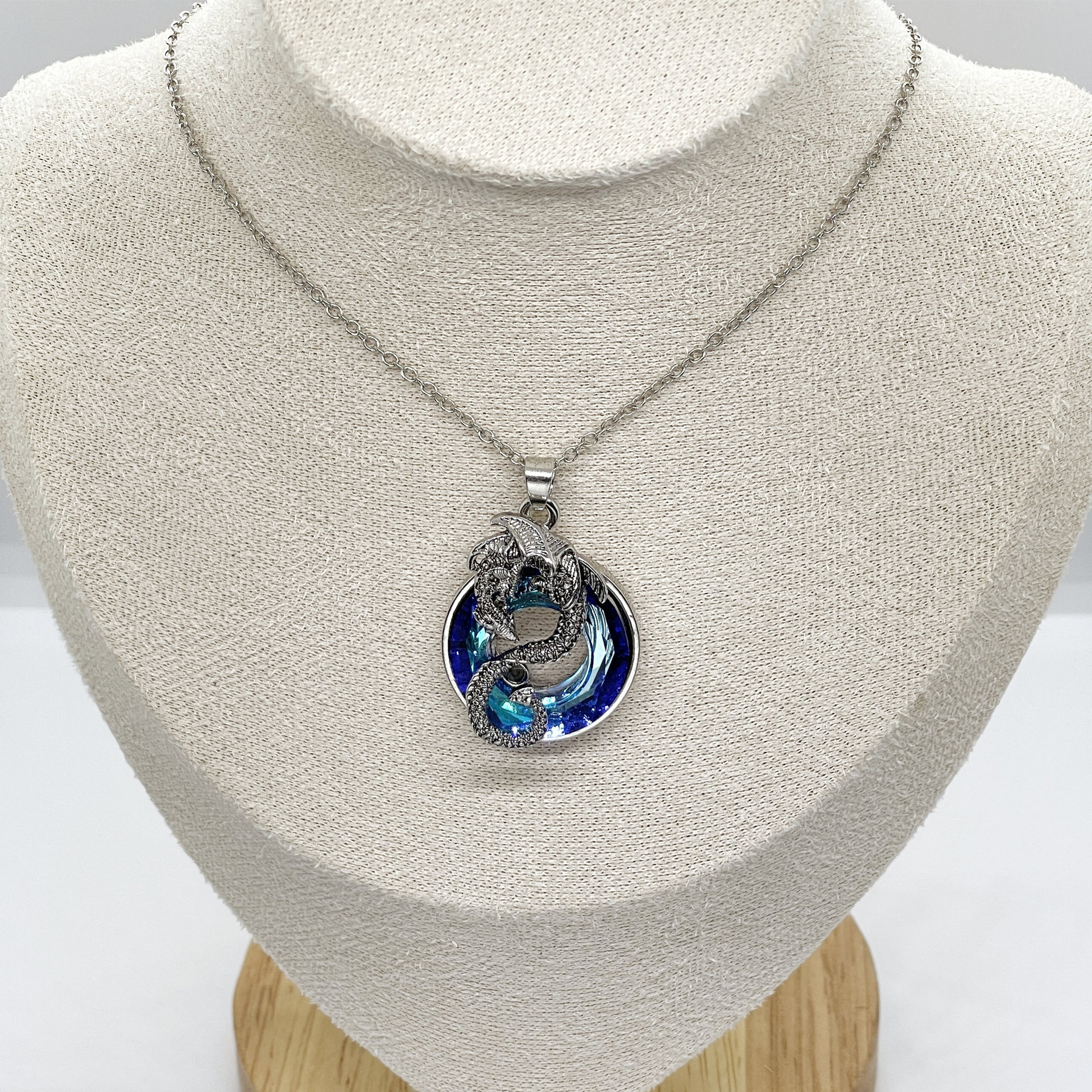 Collana con ciondolo a forma di drago colorato e fresco, alla moda e versatile, accessorio per gioielli da donna, regalo di compleanno_voghion.com