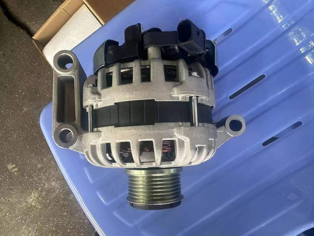 Car Generator Ab3918300Ae Ford Pickup Ranger2.2 Regulator Rear Output