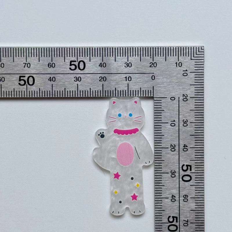 흰색 긴 고양이