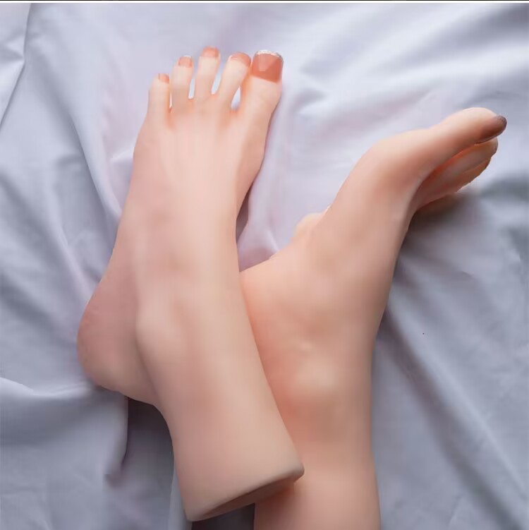 Foot-Shaped Manual Masturbator Skin-Tone TPE Foot Control Inverted Mold — detail image 6