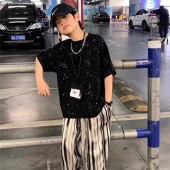 男児デザイン感夏服セット2025新型洋気中大童街舞insスタイル2点セット子供クール7