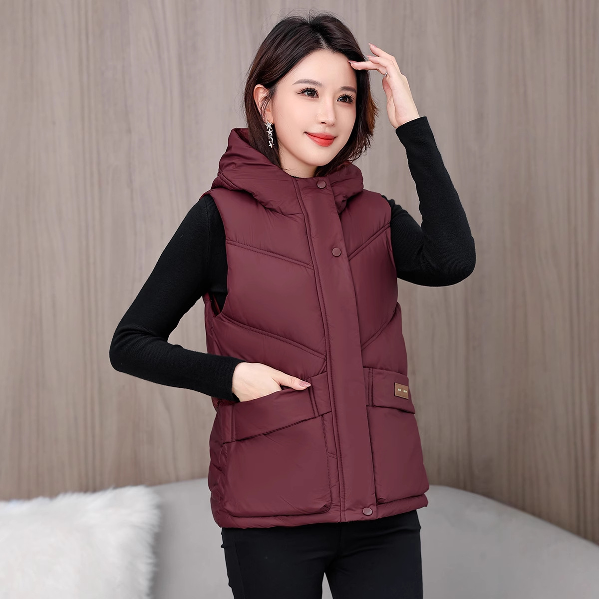 2025 nuevo chaleco de algodón corto de mujer encapuchado otoño y invierno con hombro grueso chaleco de moda extranjera chaqueta image 4