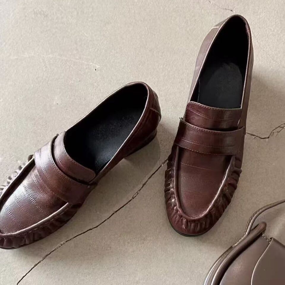 Giày lười nữ da cá chình thật thủ công phong cách retro nhăn, đế dày gót 3-5 cm — Màu nâu, màu đen