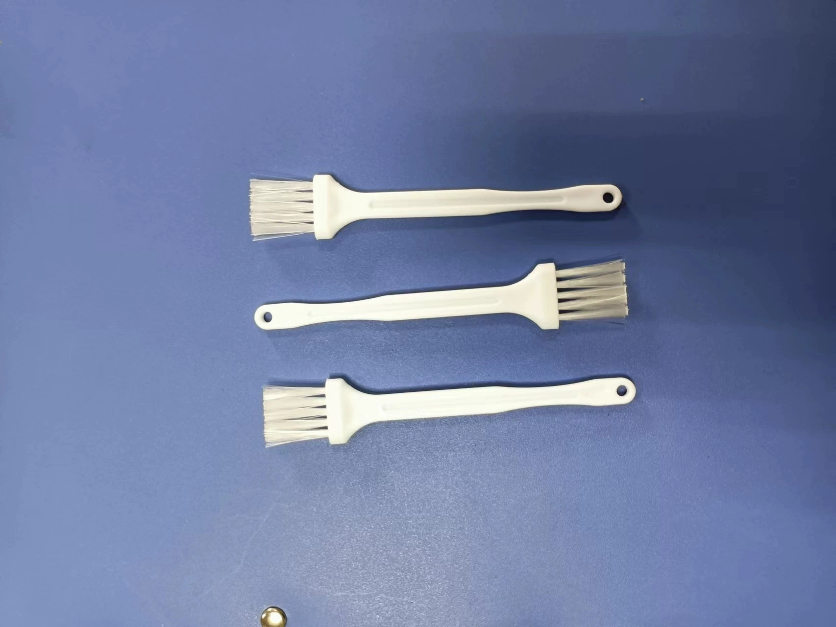 Прямые поставки с фабрики, оптовая продажа, маленькая щетка для чистки пластика, полипропиленовая щетка, универсальная маленькая щетка, пластиковая маленькая щетка